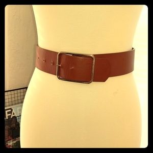 Brown tan camel cognac belt small 31 inches